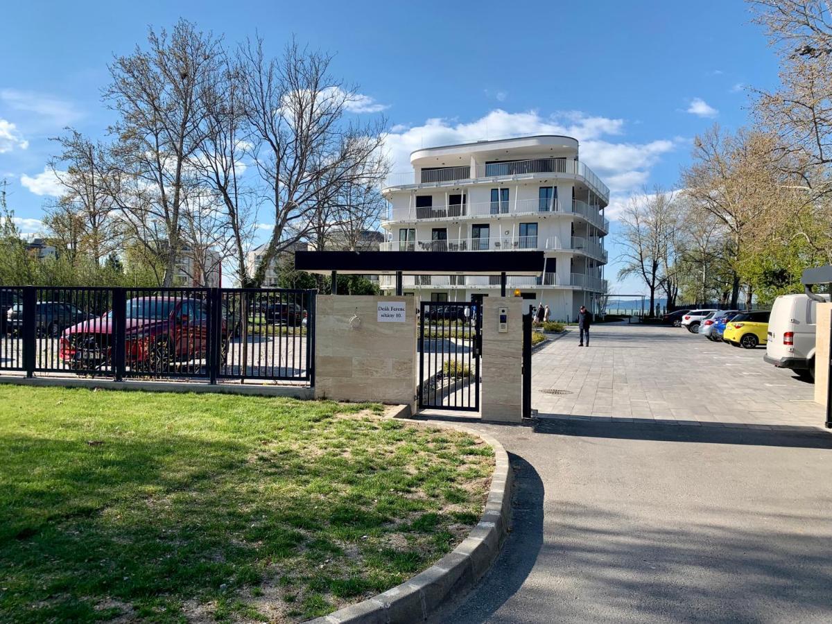 South Part Silverbeach Siófok Exterior foto
